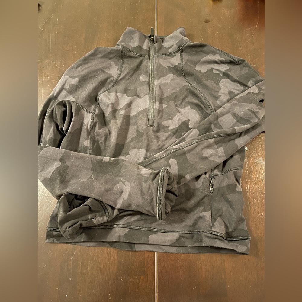 Lululemon ready to rulu cropped half zip size 8